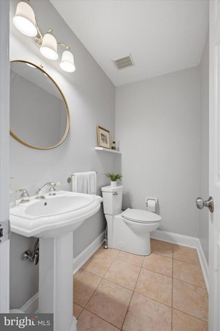 50 ALLYSSA DR, Media, PA 19063
