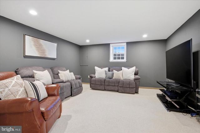 50 ALLYSSA DR, Media, PA 19063