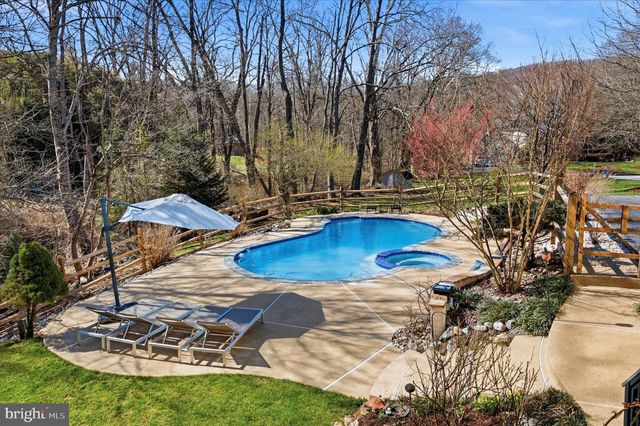 50 ALLYSSA DR, Media, PA 19063