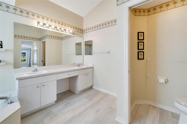 334 CALOOSA PALMS COURT, Sun City Center, FL 33573