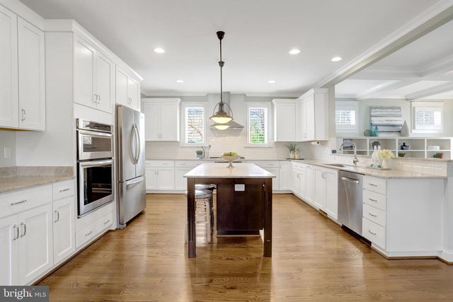 3805 18TH ST N, Arlington, VA 22207