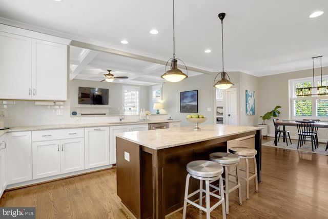 3805 18TH ST N, Arlington, VA 22207