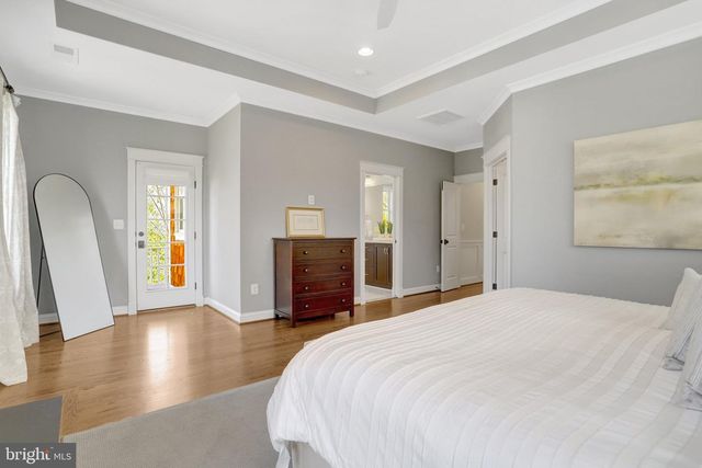 3805 18TH ST N, Arlington, VA 22207