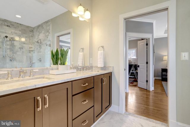 3805 18TH ST N, Arlington, VA 22207