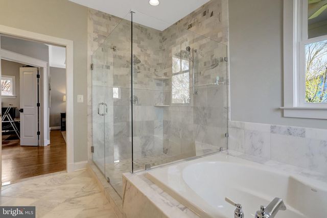 3805 18TH ST N, Arlington, VA 22207