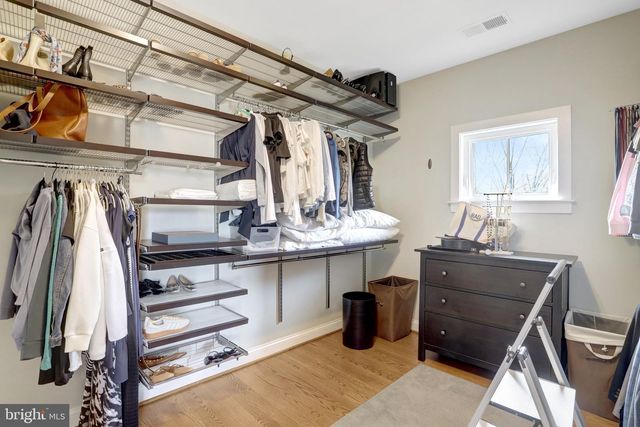 3805 18TH ST N, Arlington, VA 22207