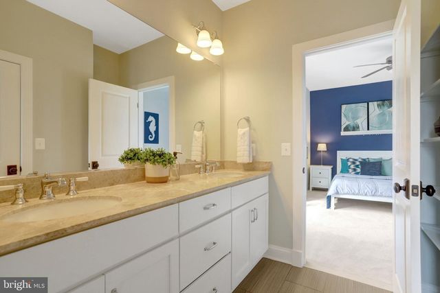 3805 18TH ST N, Arlington, VA 22207