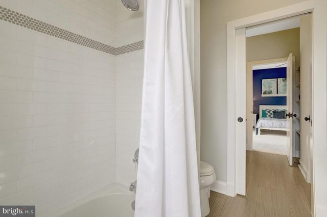 3805 18TH ST N, Arlington, VA 22207