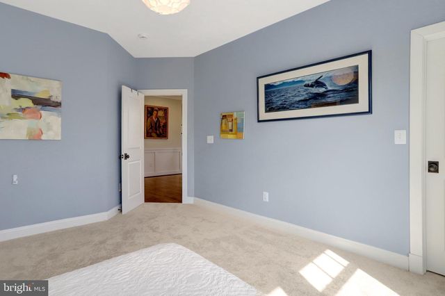 3805 18TH ST N, Arlington, VA 22207