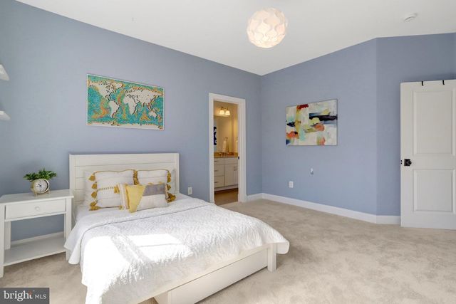 3805 18TH ST N, Arlington, VA 22207