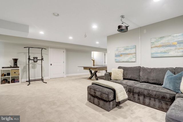 3805 18TH ST N, Arlington, VA 22207