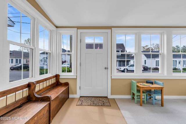 231 E Lakewood Avenue, Ocean Gate, NJ 08740