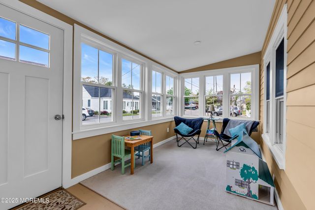 231 E Lakewood Avenue, Ocean Gate, NJ 08740