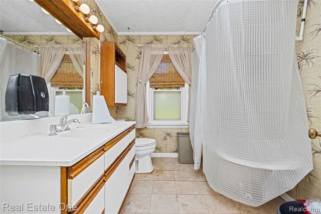 9585 N Eston Road, Clarkston, MI 48348