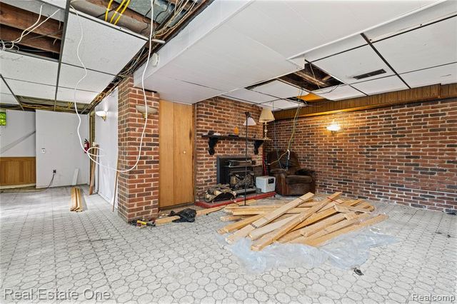 9585 N Eston Road, Clarkston, MI 48348