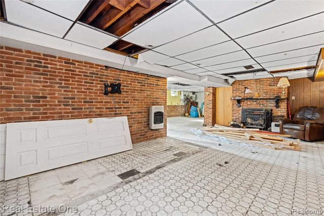 9585 N Eston Road, Clarkston, MI 48348