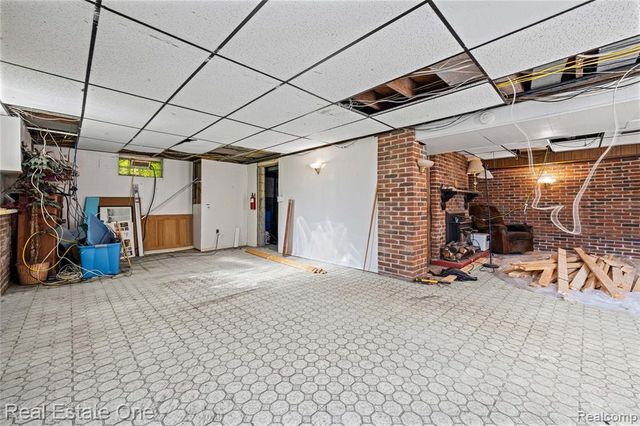 9585 N Eston Road, Clarkston, MI 48348