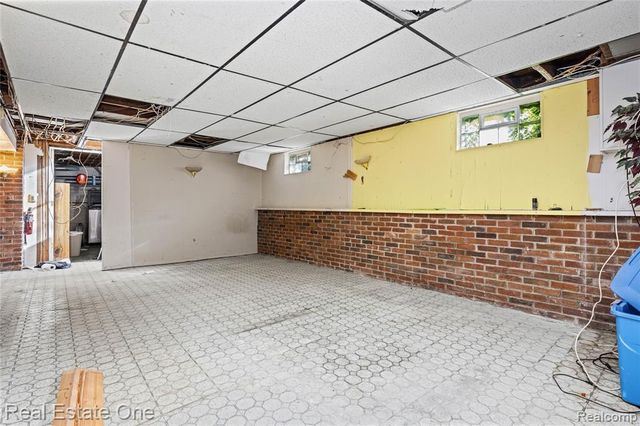 9585 N Eston Road, Clarkston, MI 48348