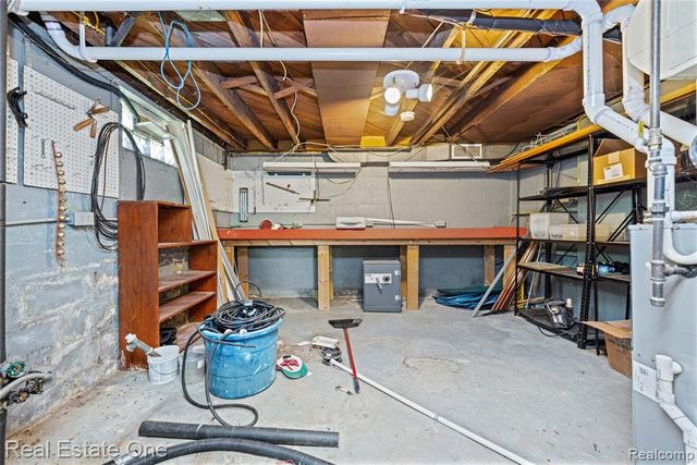 9585 N Eston Road, Clarkston, MI 48348