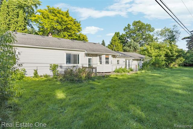 9585 N Eston Road, Clarkston, MI 48348