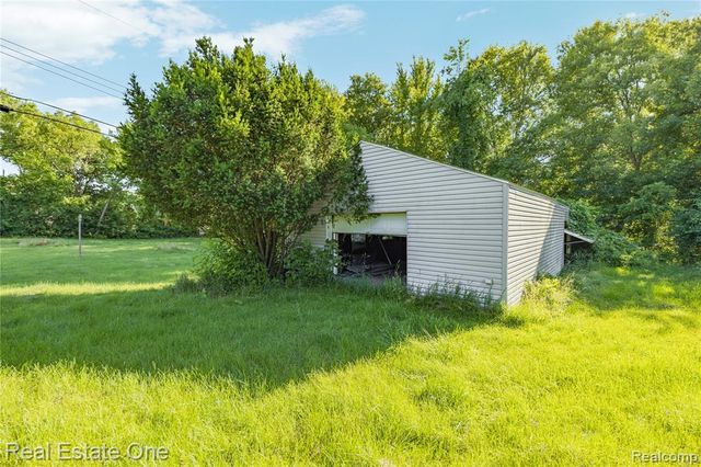 9585 N Eston Road, Clarkston, MI 48348