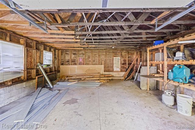 9585 N Eston Road, Clarkston, MI 48348