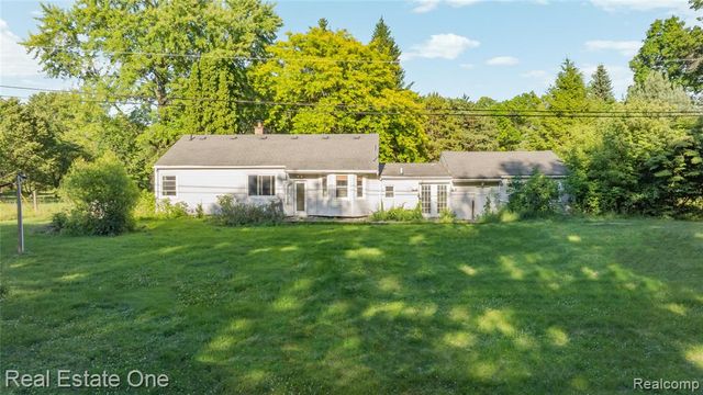 9585 N Eston Road, Clarkston, MI 48348