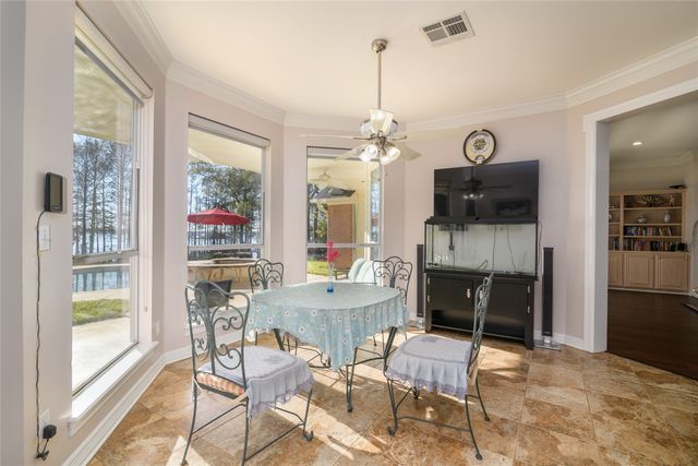 6499 N Lakeshore Drive, Shreveport, LA 71107