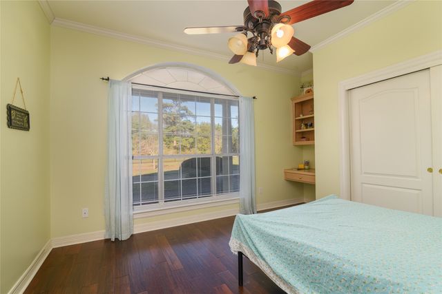 6499 N Lakeshore Drive, Shreveport, LA 71107