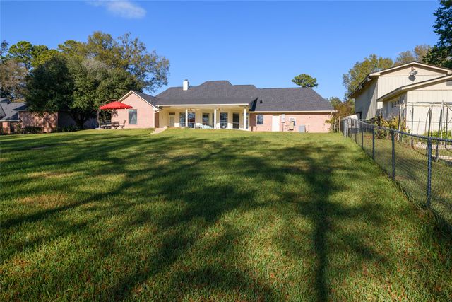 6499 N Lakeshore Drive, Shreveport, LA 71107