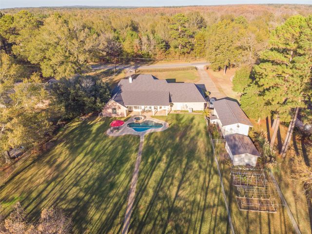 6499 N Lakeshore Drive, Shreveport, LA 71107