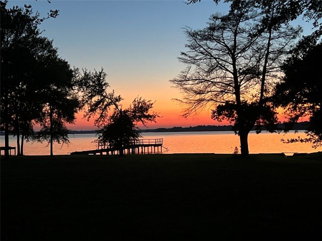 6499 N Lakeshore Drive, Shreveport, LA 71107