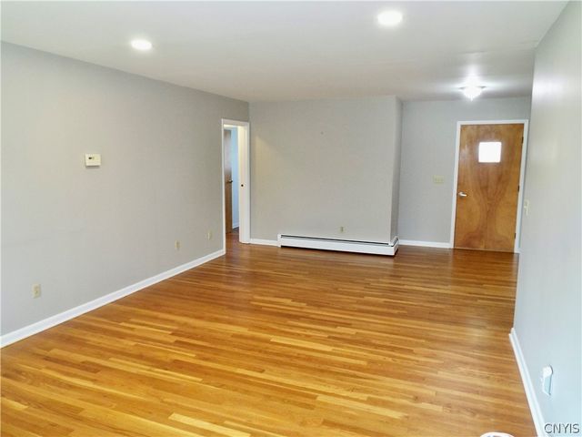 381 Genesee St, Oneida, NY 13421