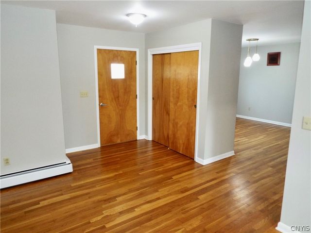 381 Genesee St, Oneida, NY 13421