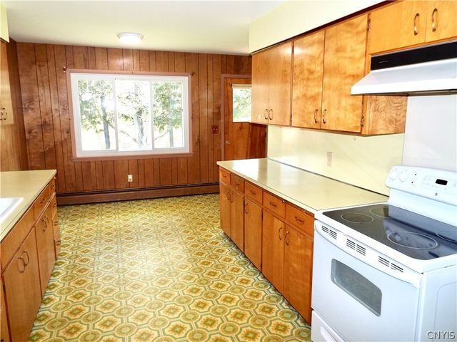 381 Genesee St, Oneida, NY 13421