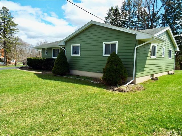 381 Genesee St, Oneida, NY 13421