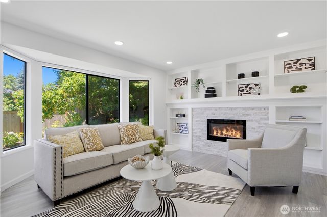 14907 SE 64th Street, Bellevue, WA 98006