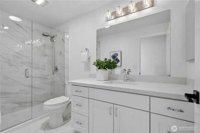 14907 SE 64th Street, Bellevue, WA 98006