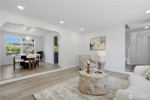14907 SE 64th Street, Bellevue, WA 98006