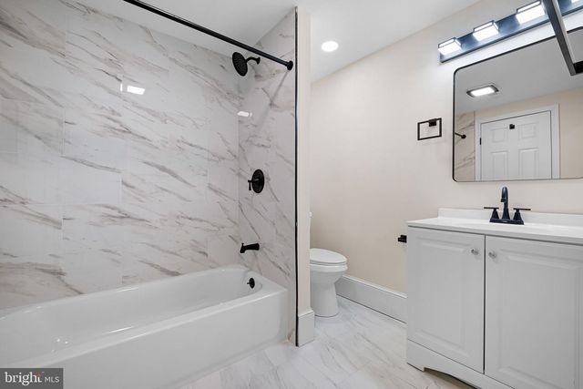 609 N VAN BUREN ST, Wilmington, DE 19805