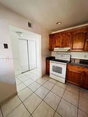 724 NE 4th Street 5, Hallandale Beach, FL 33009