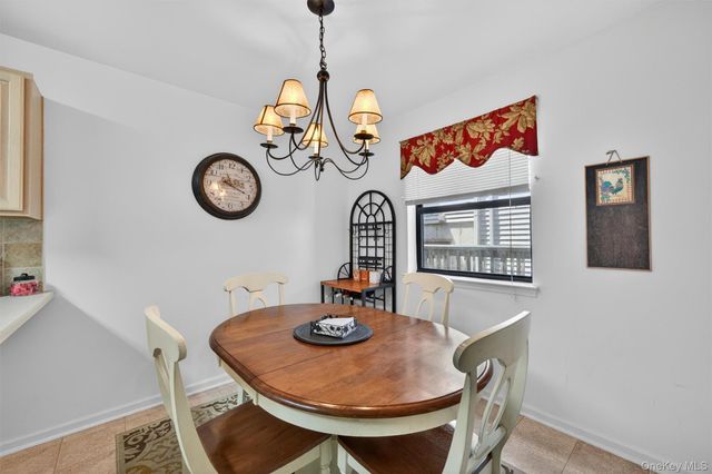 2 Giovanni Court, Monroe, NY 10950