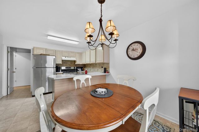 2 Giovanni Court, Monroe, NY 10950
