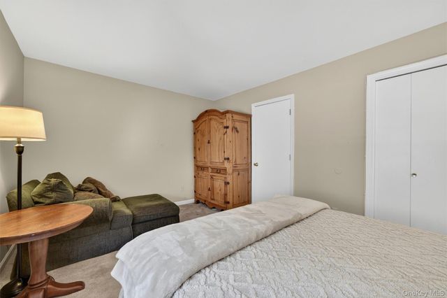 2 Giovanni Court, Monroe, NY 10950