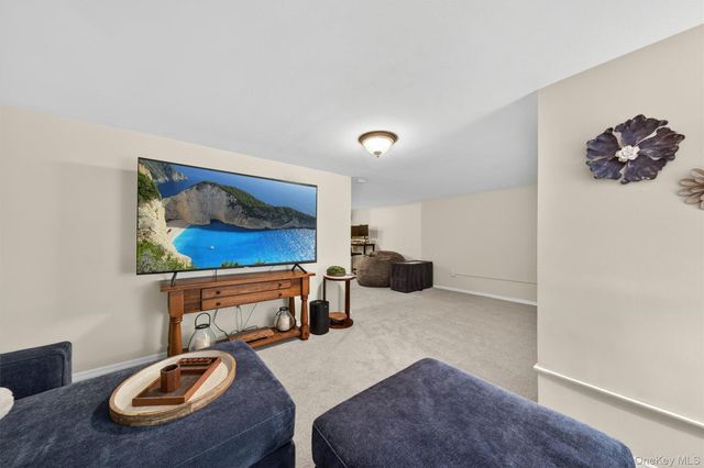 2 Giovanni Court, Monroe, NY 10950