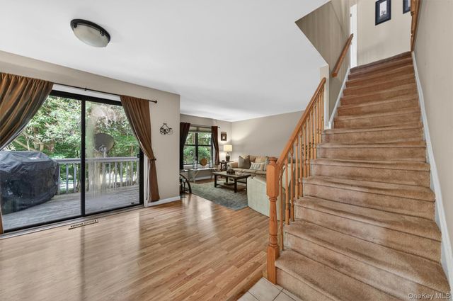 2 Giovanni Court, Monroe, NY 10950