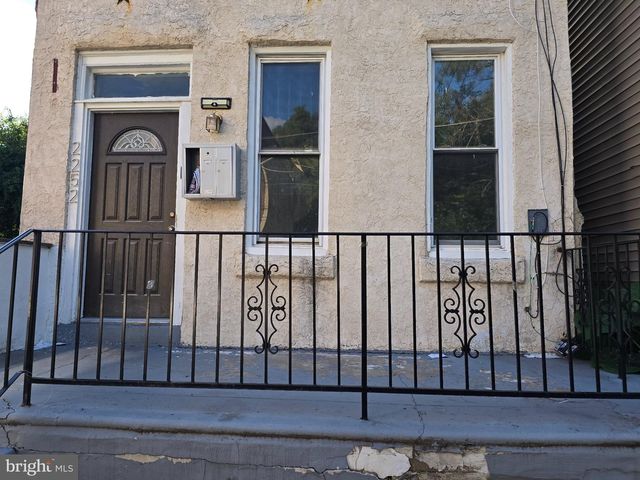 2252 N CAMAC ST, Philadelphia, PA 19133
