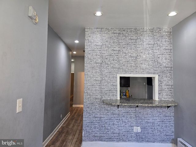 2252 N CAMAC ST, Philadelphia, PA 19133