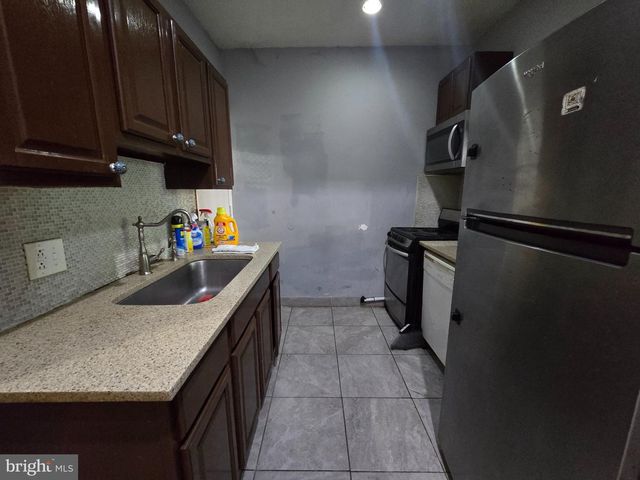 2252 N CAMAC ST, Philadelphia, PA 19133