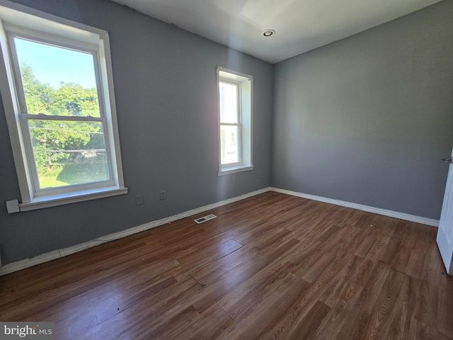 2252 N CAMAC ST, Philadelphia, PA 19133